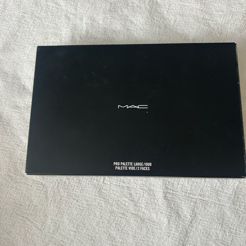 MAC Cosmerics Pro Double Sided Pro Palette, limited edition, no longer made NEW